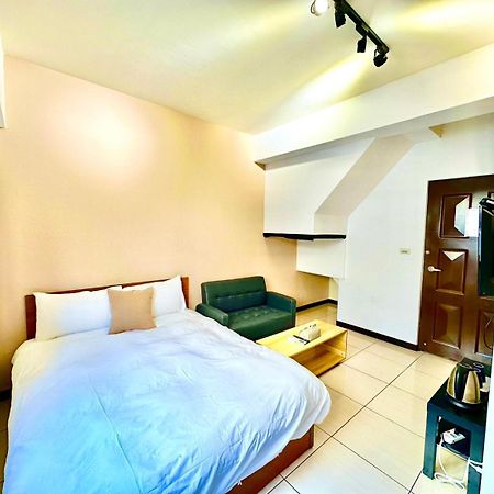 Appartement 一中北極熊 à Taichung Extérieur photo